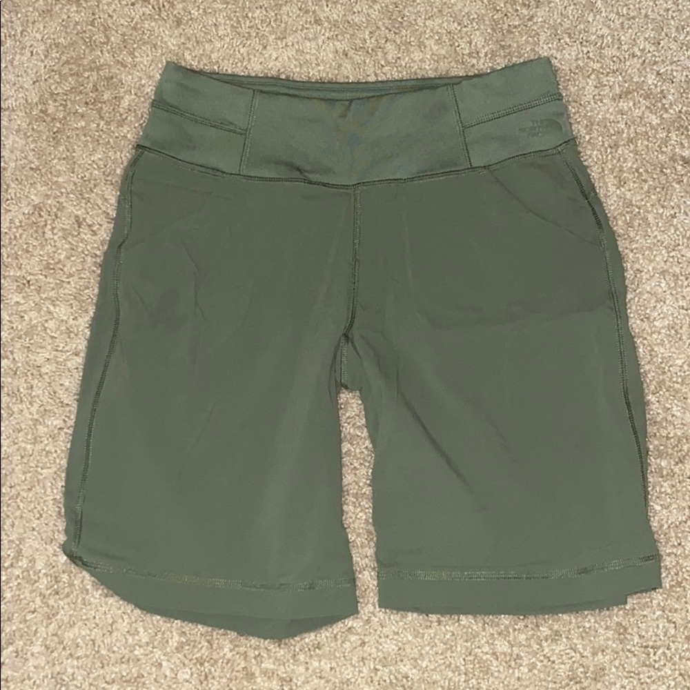 COPY - NEVER WORN - north face bike shorts